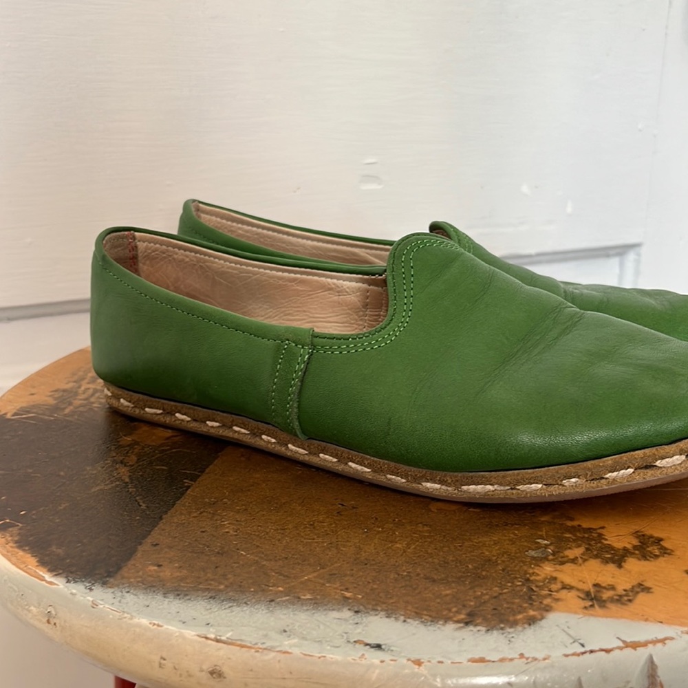 Sabah Shoes Palma Green - Size 39, 8-8.5 US Women’s